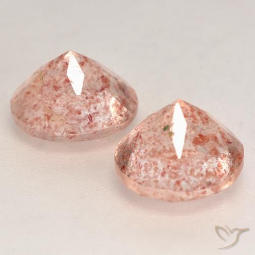 Shop natural 2.44ct 薄いオレンジピンク ストロベリークォーツ gems, ラウンド, from ロシア at GemSelect. In stock, global shipping!