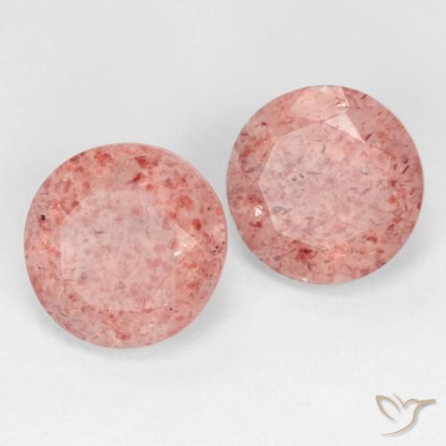 Shop natural 4.89ct ミディアム薄いピンク ストロベリークォーツ gems, ラウンド, from ロシア at GemSelect. In stock, global shipping!