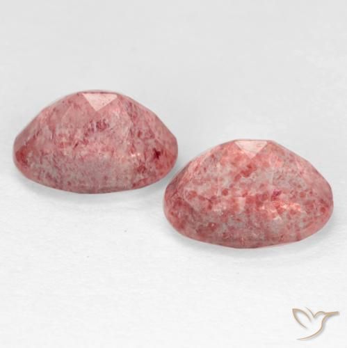 Shop natural 2.82ct バブルガムピンク ストロベリークォーツ gems, 楕円形, from ロシア at GemSelect. In stock, global shipping!