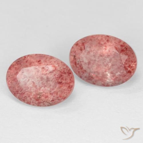 Shop natural 2.82ct ミディアムピンク ストロベリークォーツ gems, 楕円形, from ロシア at GemSelect. In stock, global shipping!