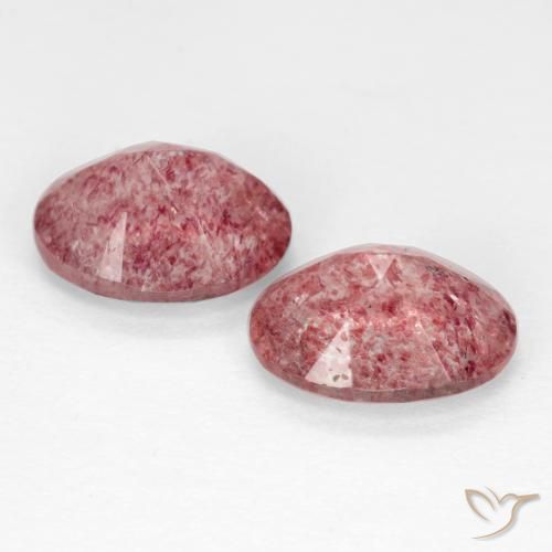 Shop natural 2.37ct ディープピンク ストロベリークォーツ gems, 楕円形, from ロシア at GemSelect. In stock, global shipping!
