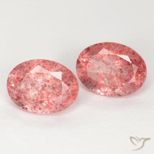 Shop natural 2.33ct ローズウッドピンク ストロベリークォーツ gems, 楕円形, from ロシア at GemSelect. In stock, global shipping!