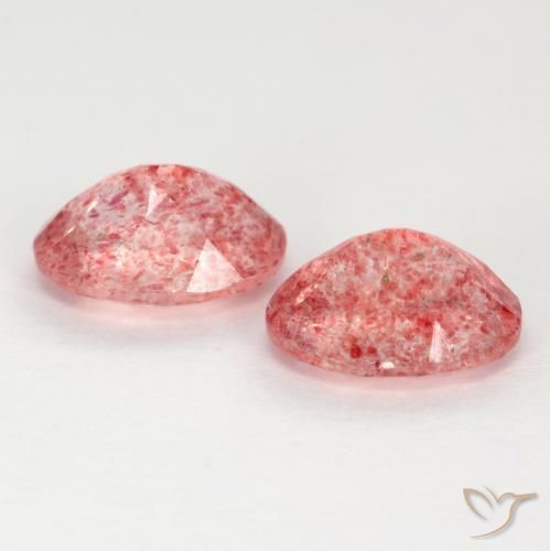 Shop natural 2.33ct ローズウッドピンク ストロベリークォーツ gems, 楕円形, from ロシア at GemSelect. In stock, global shipping!