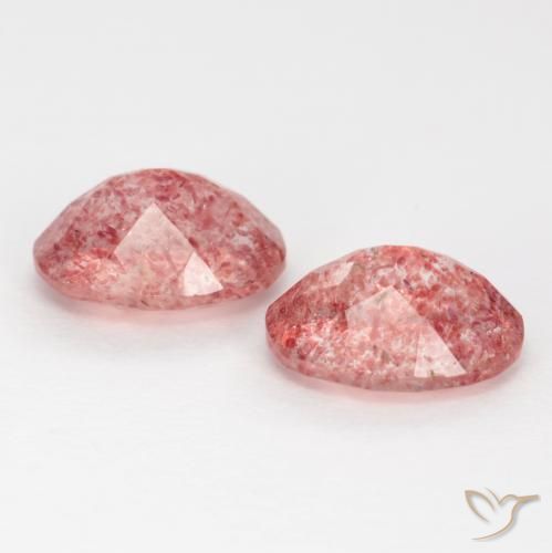 Shop natural 2.35ct ラズベリーピンク ストロベリークォーツ gems, 楕円形, from ロシア at GemSelect. In stock, global shipping!
