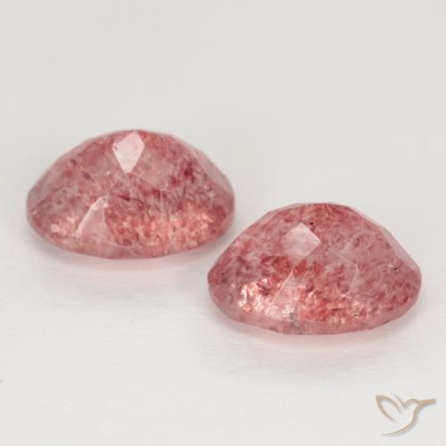Shop natural 2.75ct 赤みがかったピンク ストロベリークォーツ gems, 楕円形, from ロシア at GemSelect. In stock, global shipping!