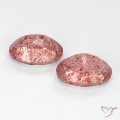 Shop natural 2.34ct ローズピンク ストロベリークォーツ gems, 楕円形, from ロシア at GemSelect. In stock, global shipping!
