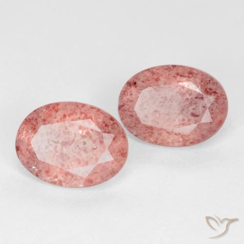 Shop natural 2.31ct ミディアム薄いピンク ストロベリークォーツ gems, 楕円形, from ロシア at GemSelect. In stock, global shipping!