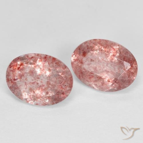 Shop natural 2.53ct ミディアム薄いピンク ストロベリークォーツ gems, 楕円形, from ロシア at GemSelect. In stock, global shipping!