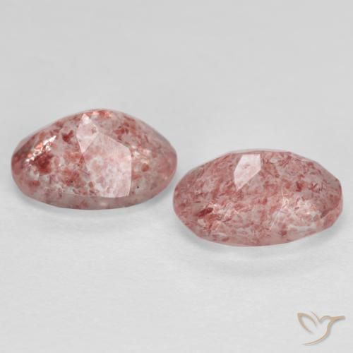 Shop natural 2.53ct ミディアム薄いピンク ストロベリークォーツ gems, 楕円形, from ロシア at GemSelect. In stock, global shipping!