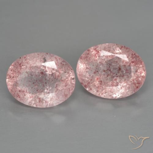 Shop natural 4.80ct ローズピンク ストロベリークォーツ gems, 楕円形, from ロシア at GemSelect. In stock, global shipping!