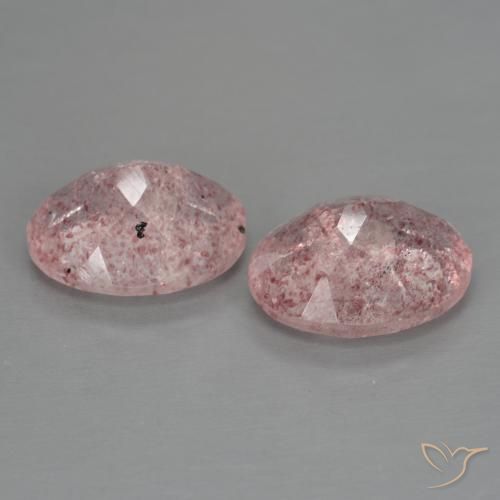 Shop natural 4.80ct ローズピンク ストロベリークォーツ gems, 楕円形, from ロシア at GemSelect. In stock, global shipping!