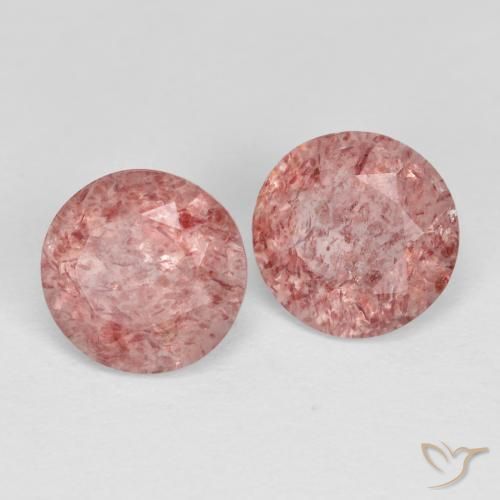 Shop natural 2.34ct ライトローズピンク ストロベリークォーツ gems, ラウンド, from ロシア at GemSelect. In stock, global shipping!