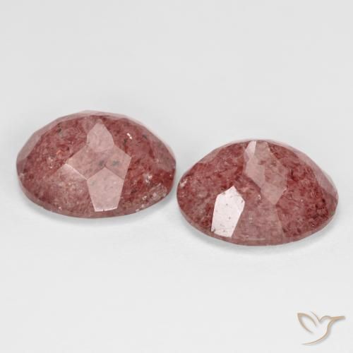 Shop natural 9.51ct 濃いローズピンク ストロベリークォーツ gems, 楕円形, from ロシア at GemSelect. In stock, global shipping!