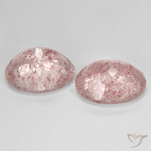 Shop natural 8.77ct ミディアムピンク ストロベリークォーツ gems, 楕円形, from ロシア at GemSelect. In stock, global shipping!