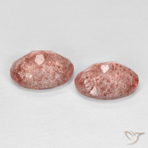 Shop natural 3.17ct Medium Dark-Pink ストロベリークォーツ gems, 楕円形, from ロシア at GemSelect. In stock, global shipping!