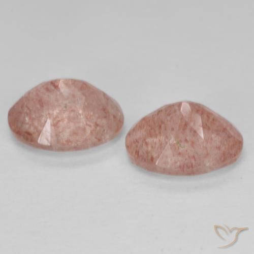 Shop natural 3.65ct ピーチローズ ストロベリークォーツ gems, 楕円形, from ロシア at GemSelect. In stock, global shipping!