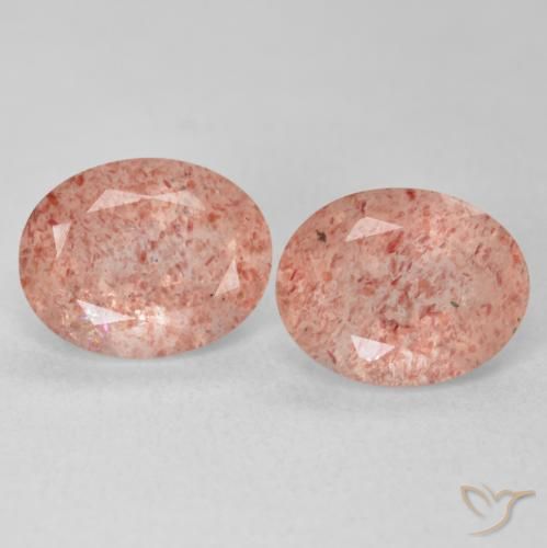 Shop natural 3.82ct 天道虫の赤色 ストロベリークォーツ gems, 楕円形, from ブラジル at GemSelect. In stock, global shipping!