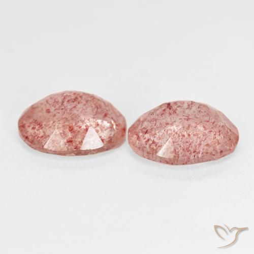 Shop natural 4.81ct ラズベリーピンク ストロベリークォーツ gems, 楕円形, from ロシア at GemSelect. In stock, global shipping!