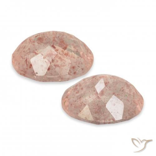 Shop natural 6.89ct Light Grapefruit Pink ストロベリークォーツ gems, 楕円形, from ロシア at GemSelect. In stock, global shipping!