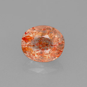 1.58カラットの天然オレンジサンストーン（8.1×6.8 mm・透明）
