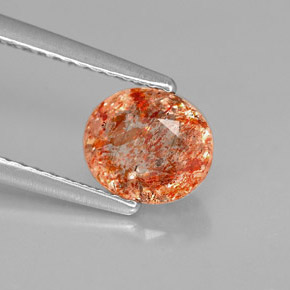 1.02カラットの天然オレンジサンストーン（6.9×6 mm・透明）