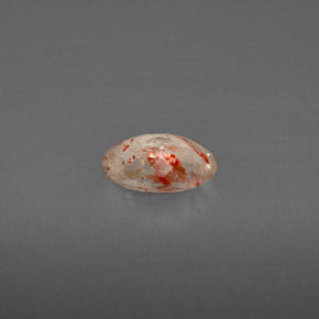 0.69カラットの天然オレンジサンストーン（7.5×5.7 mm・透明）