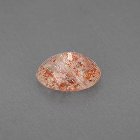 1.34カラットの天然オレンジサンストーン（8.3×6.8 mm・透明）