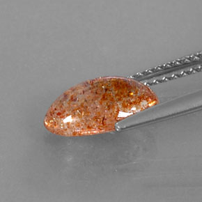 1.70カラットの天然オレンジサンストーン（10.3×6.5 mm・透明）