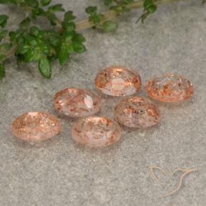Shop natural 3.29ct 赤みがかったオレンジ サンストーン gems, 楕円形, from ロシア at GemSelect. In stock, global shipping!