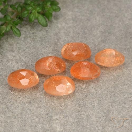 Shop natural 3.32ct ヤムオレンジ サンストーン gems, 楕円形, from ロシア at GemSelect. In stock, global shipping!