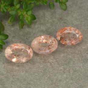 自然派の商品を探す 1.74ct 薄いタイガーオレンジ サンストーン 宝石, オーバルカット, ロシア からGemSelectで. 在庫あり、世界各国へ発送!