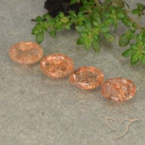 Shop natural 2.23ct 赤みがかったオレンジ サンストーン gems, 楕円形, from ロシア at GemSelect. In stock, global shipping!