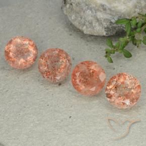 Shop natural 10.18ct ピーチオレンジ サンストーン gems, ラウンド, from インド at GemSelect. In stock, global shipping!