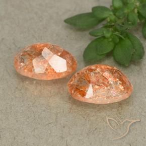 Shop natural 1.72ct ミディアム薄いオレンジ サンストーン gems, 楕円形, from ロシア at GemSelect. In stock, global shipping!