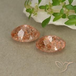 Shop natural 1.61ct ミディアムオレンジ サンストーン gems, 楕円形, from ロシア at GemSelect. In stock, global shipping!