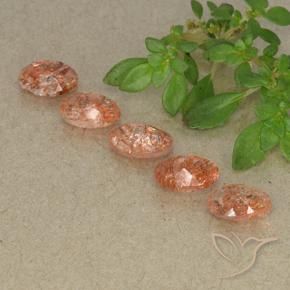 Shop natural 3.59ct 赤みがかったオレンジ サンストーン gems, 楕円形, from ロシア at GemSelect. In stock, global shipping!