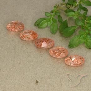 Shop natural 3.24ct ミディアム薄いオレンジ サンストーン gems, 楕円形, from ロシア at GemSelect. In stock, global shipping!