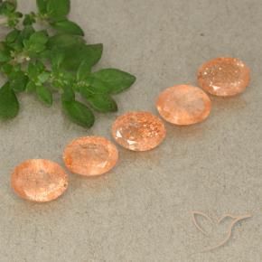 Shop natural 3.75ct ミディアム薄いオレンジ サンストーン gems, 楕円形, from ロシア at GemSelect. In stock, global shipping!