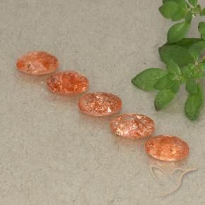 Shop natural 3.17ct ミディアムオレンジ サンストーン gems, 楕円形, from ロシア at GemSelect. In stock, global shipping!