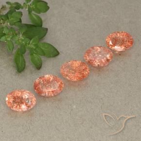 Shop natural 4.00ct ミディアムオレンジ サンストーン gems, 楕円形, from ロシア at GemSelect. In stock, global shipping!