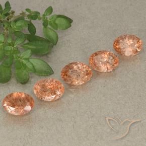 Shop natural 3.94ct ミディアムオレンジ サンストーン gems, 楕円形, from ロシア at GemSelect. In stock, global shipping!