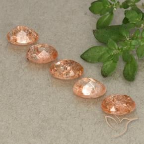 Shop natural 3.94ct ミディアムオレンジ サンストーン gems, 楕円形, from ロシア at GemSelect. In stock, global shipping!