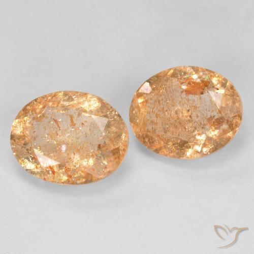 Shop natural 4.83ct 薄いピーチゴールデン サンストーン gems, 楕円形, from インド at GemSelect. In stock, global shipping!