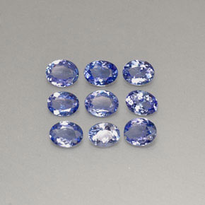 カラットの天然バイオレットブルータンザナイト（4.3×3.5 mm・オーバルカット）
