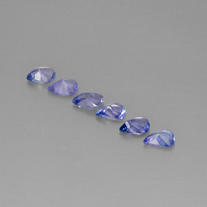 カラットの天然バイオレットブルータンザナイト（5.1×4 mm・洋梨の形）