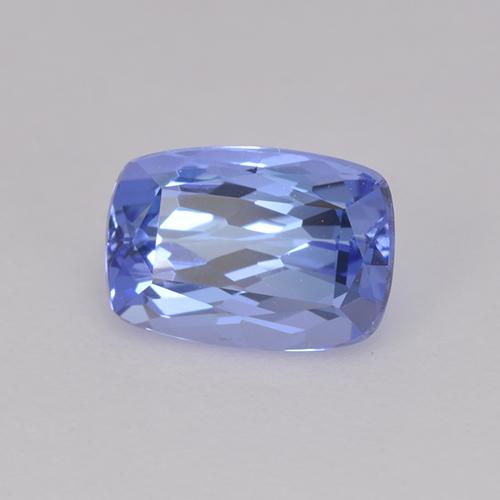 0.99カラットの天然パステルブルータンザナイト（6.9×4.7 mm・クッションカット）