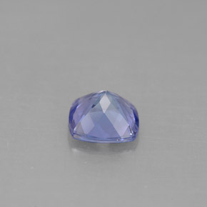 0.93カラットの天然バイオレットブルータンザナイト（6×6 mm・クッションカット）