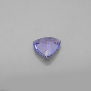 0.63カラットの天然青みがかったバイオレットタンザナイト（5.9×5.6 mm・トリリアント）