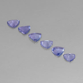 カラットの天然バイオレットブルータンザナイト（4.6×4.6 mm・トリリアント）