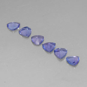 カラットの天然バイオレットブルータンザナイト（4.6×4.6 mm・トリリアント）